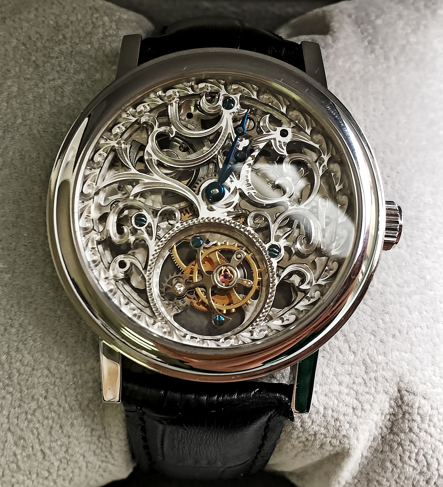 Хронометр Breguet Classique Skeleton Tourbillon Steel Watch
